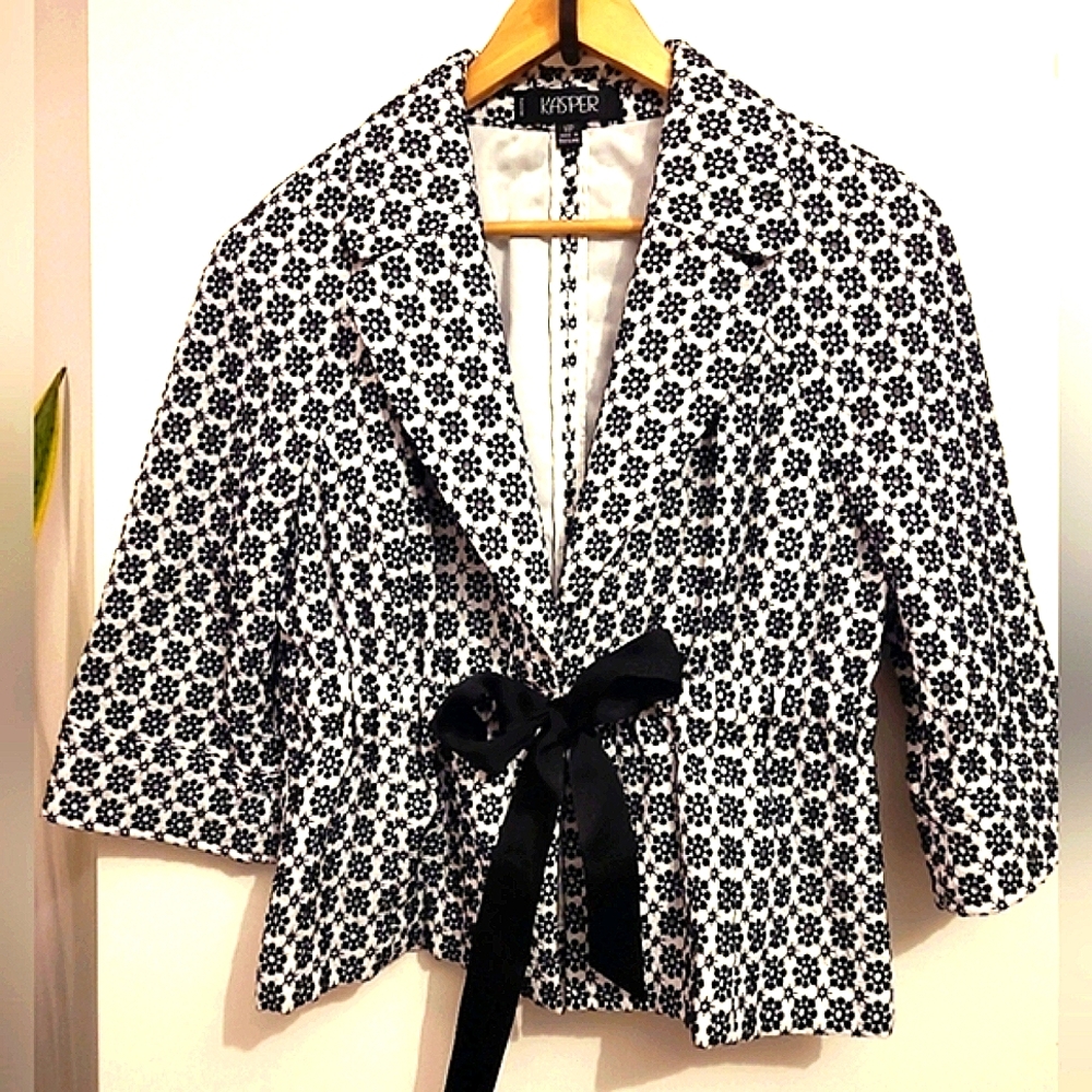 Kasper White & Black Cotton Blazer - Size 14P